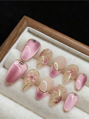 Soft Pink Floral Press-On Nails with Gold Trim